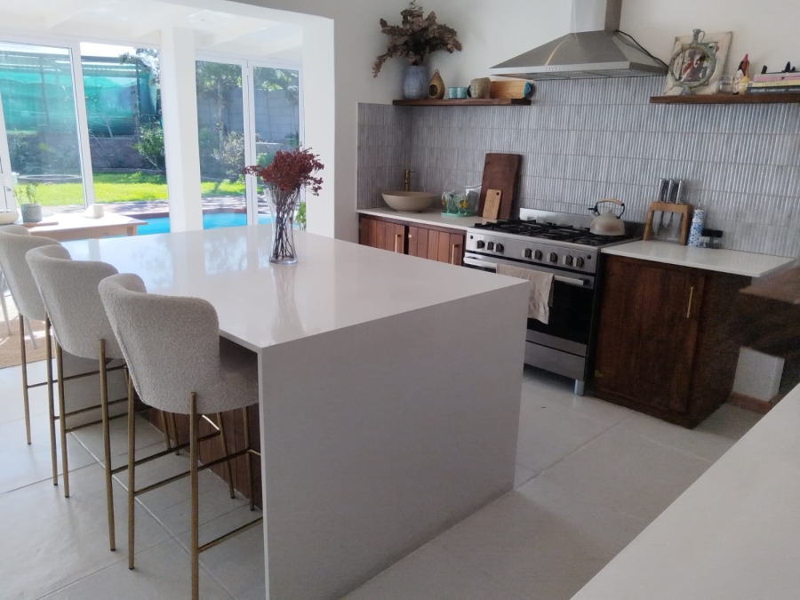 To Let 3 Bedroom Property for Rent in Fish Hoek Western Cape